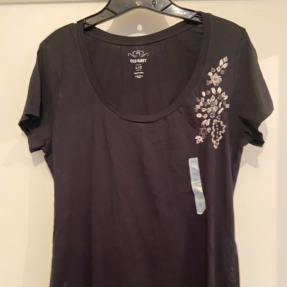 Old Navy T-Shirt with embellishment - Picture 1 of 1